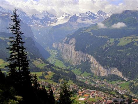 Lauterbrunnen: The Valley of 72 Waterfalls | Amusing Planet