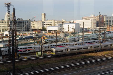 File:Sunnyside Rail Yard, Long Island City, Queens, NY - Flickr - skinnylawyer.jpg - Wikimedia ...