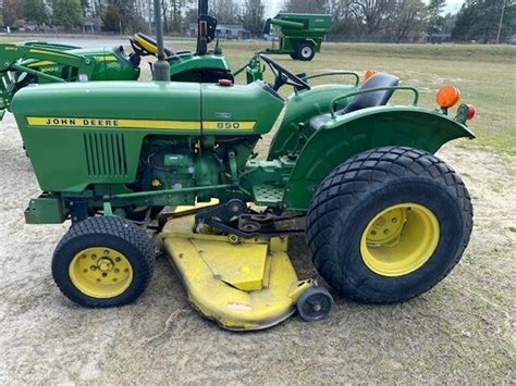 John Deere 850 | Lawn & Garden Tractors | MachineFinder