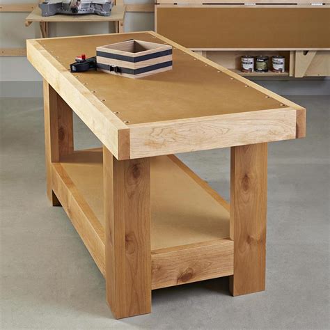 Easy-Build Workbench Plan from WOOD Magazine