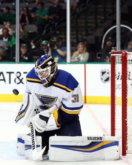 DALLAS, TX - SEPTEMBER 18: Chad Johnson #31 of the St. Louis Blues ...