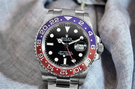 An Early Retrospective - Rolex GMT-Master II Lunette Noire Ceramic ...