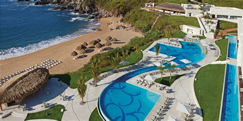 Secrets Huatulco ️ Destination Weddings - Destify