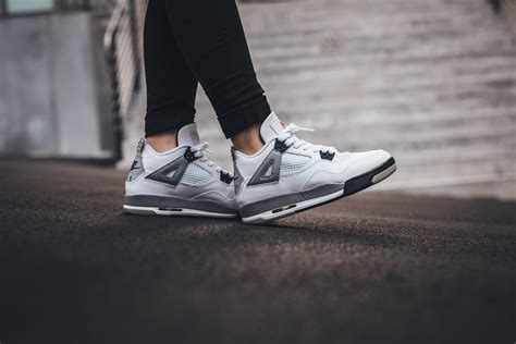 Air Jordan 4 Retro OG White Cement BG | WAVE®