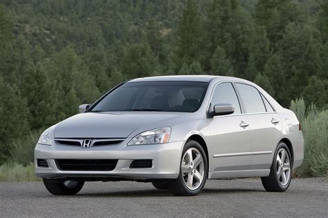 2006 Honda Accord Review - Top Speed