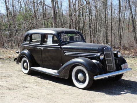 1936 Dodge Sedan