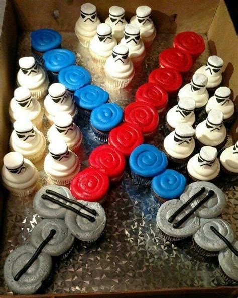 Image result for starwars cupcakes | Star wars cake, Star wars cupcakes, Pull apart cake