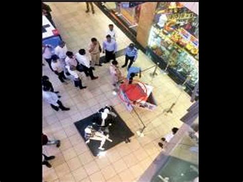 GIP Mall Noida: Depressed over failed relationship, woman jumps to death from TGIP mall | Noida ...