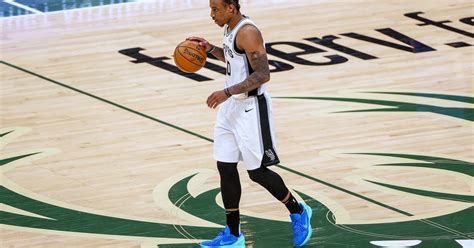 Report: DeMar DeRozan to take a “wide open” approach to his impending free agency - Pounding The ...