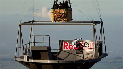 Red Bull BMX rider Kriss Kyle performs tricks on floating skatepark 2,000ft in the air | UK News ...