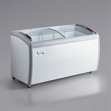 Avantco DFC16-HCL 60" Curved Top Display Ice Cream Freezer