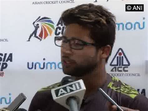 Pakistani cricketer Imam-ul-Haq lands in controversy after being ...