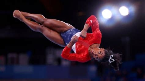 12 Best Gymnasts in the World Right Now [2024 Update]