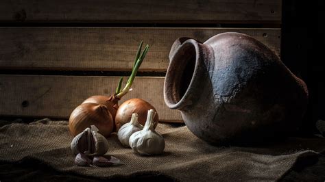 Onions, still life, Garlic, food, vegetables HD Wallpaper