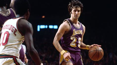 Legends profile: Gail Goodrich | NBA.com