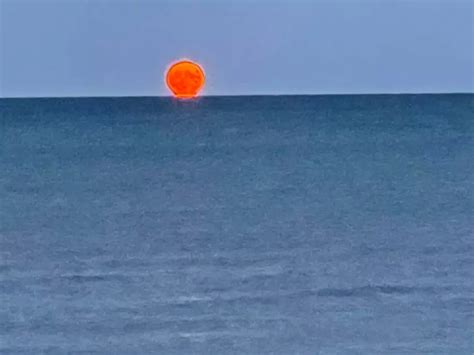 Incredible Sturgeon Moon Captured Rising Over Lake Superior