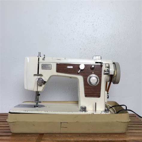 Mini Sewing Machine Bobbin Threading