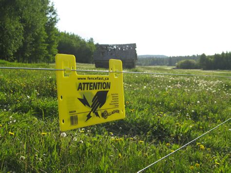 Gallagher Electric Fence Warning Sign – FenceFast Ltd.