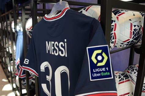 PSG sell more than €20m worth of Lionel Messi shirts in minutes