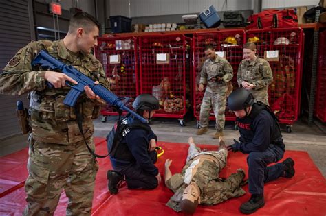 Connecticut Guard adapts TCCC training to active shooter scenarios ...