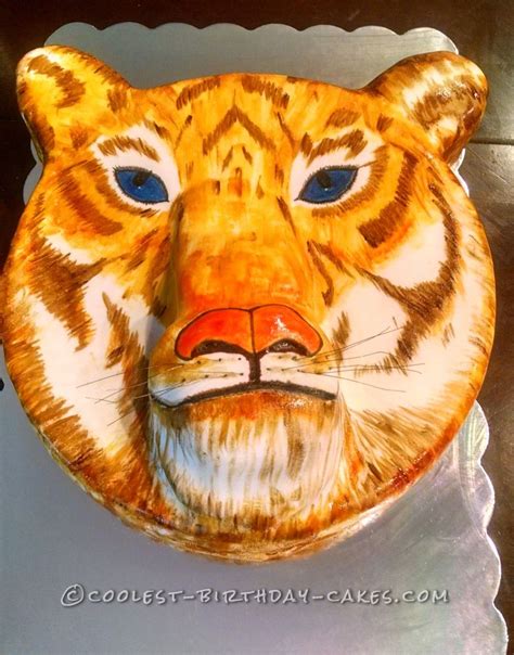 Coolest Hand-Painted Tiger Cake | Tiger cake, Cool birthday cakes ...