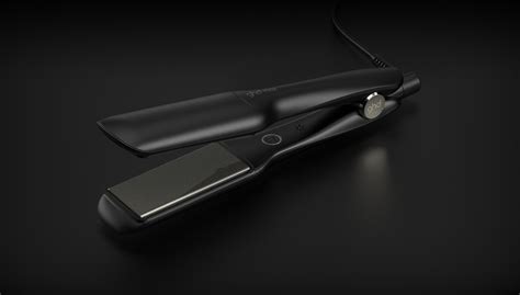 GHD Max Review: A supersize styler that cuts time in half | The Irish Sun