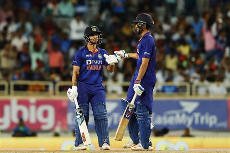 Ishan Kishan and Shubman Gill get in the middle | ESPNcricinfo.com