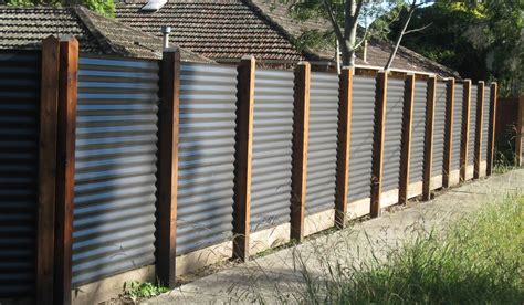 50 Popular Privacy Fence Ideas - ROUNDECOR | Backyard fences ...