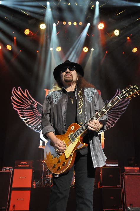 Obituary: Lynyrd Skynyrd’s Gary Rossington - Premier Guitar