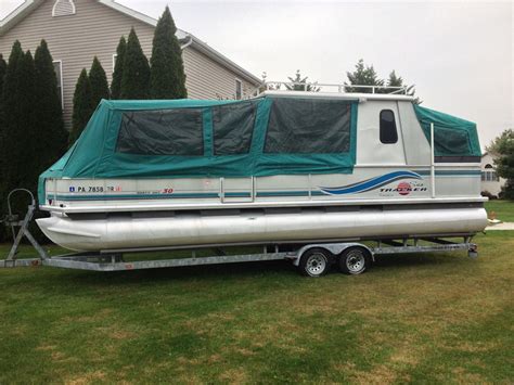 SUN TRACKER 30FT PARTY HUT PONTOON BOAT W/ HARD ROOF AND TRAILSTAR TRAILER 1996 for sale for ...