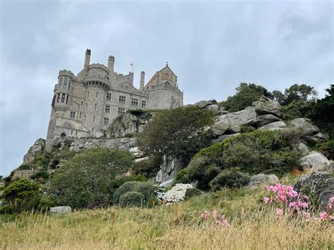 10 must see castles in Devon and Cornwall - Tin Box Traveller