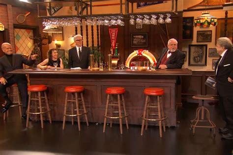 'Cheers' cast returns to the bar on the 2023 Emmy Awards