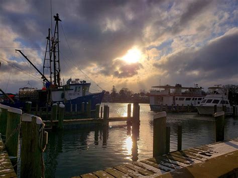 PHOTOS: Hyannis Harbor - CapeCod.com