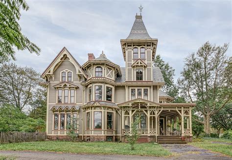 5 Gothic houses on the market right now