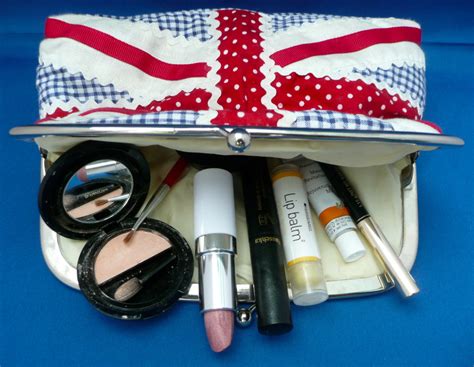 How to Find Paraben-Free Cosmetics - Bellatory - Fashion and Beauty