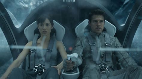 ‘Oblivion’ review: a post-apocalyptic beauty that succeeds even while ...