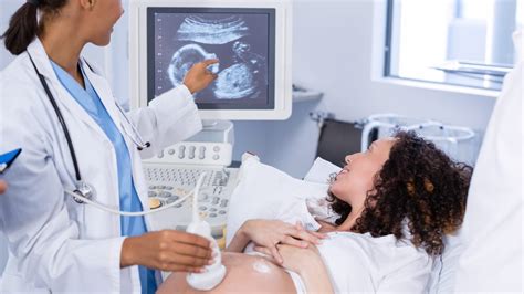 Ultrasound Technician Asks Pregnant Woman If She’d Like To Know Baby’s Name