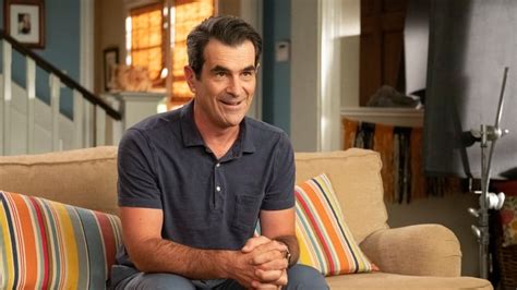 Modern Family Season 10 Episode 5 Watch Online | AZseries