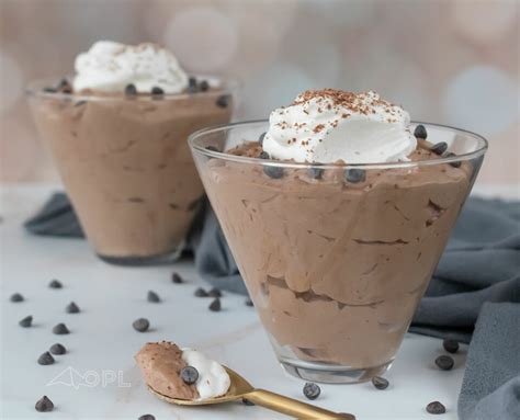 Keto Chocolate Mousse (egg-free recipe) Low Carb & Clean Ingredient