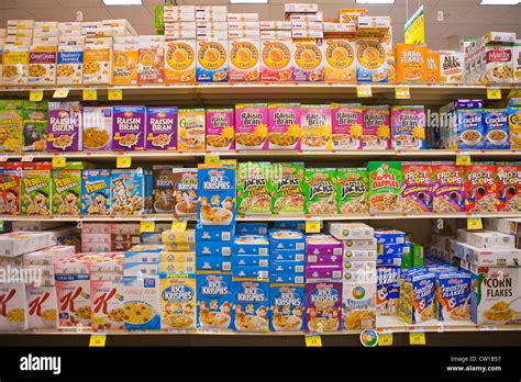 Breakfast Cereal at Grocery Store Stock Photo - Alamy