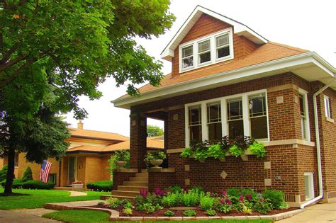 American Bungalow Style Houses, 1905 - 1930