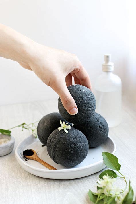 Bath bombs lush black 27+ Ideas in 2020 | Black bath bomb, Bath bomb recipes, Lush bath bombs