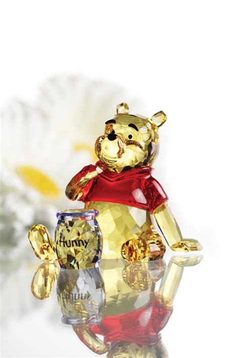 Swarovski Disney Winnie The Pooh | Swarovski figuren, Disney winnie ...