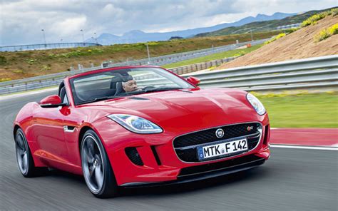 Jaguar F-Type Roadster is an absolute blast to drive | Torque