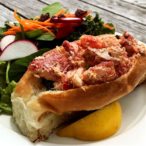 Our Delicious 3 Oz Lobster Roll - Lobster on the Wharf