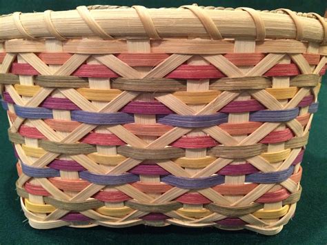 Lattice Easter Basket - Etsy | Basket weaving, Basket weaving patterns, Paper basket weaving