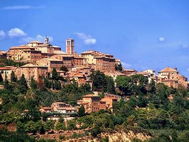 Montepulciano Hotels and Villas: Holidays in the province of Siena, Tuscany