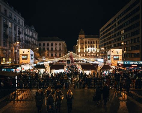 Best Christmas Markets in Canada 2020 | Skyscanner