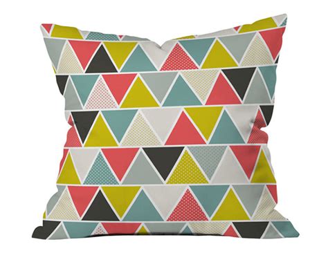 15 Gorgeous Geometric Throw Pillow Designs | Home Design Lover