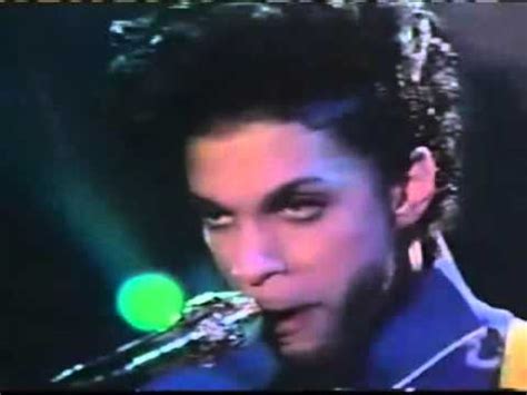 Prince - Purple Rain LIVE - YouTube